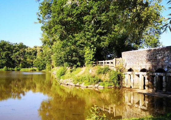 pont romain étang chevré la bouexière