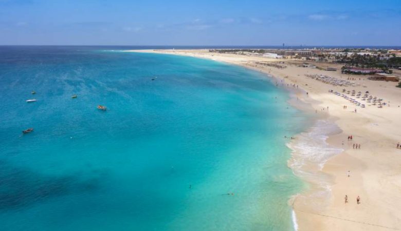 Plage de Santa maria au Cap Vert