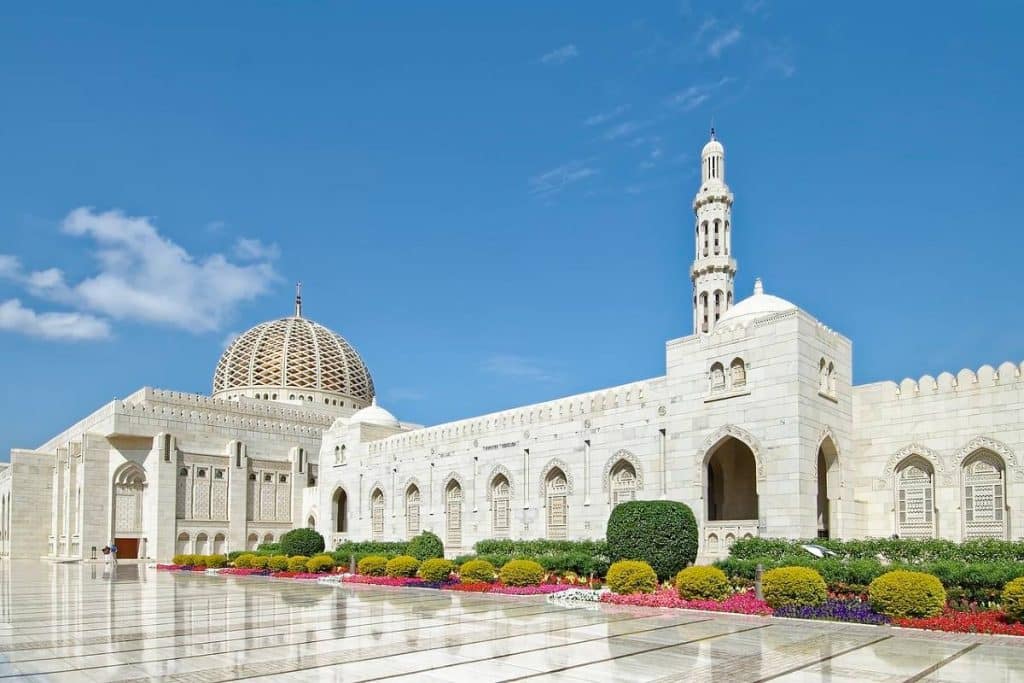 Grande mosquée du sultan Qabus situé  à Mascate 