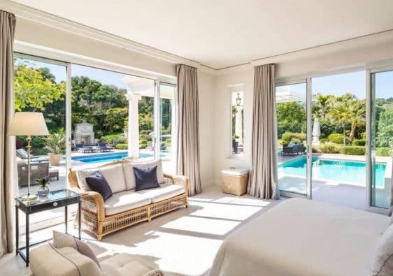 Location villa Saint-Tropez : guide pratique pour des vacances de luxe sur la Côte d'Azur