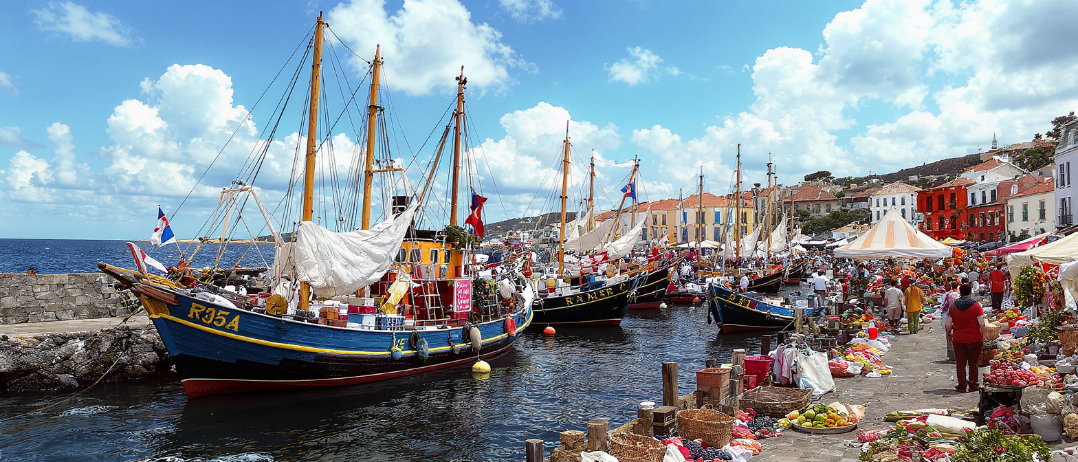 préparez votre visite au tréport ! découvrez les incontournables, conseils pratiques, activités et lieux à ne pas manquer dans cette charmante station balnéaire de normandie.